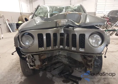 2014 Jeep Patriot Latitude z USA, uszkodzony, nr VIN 1C4NJRFB9ED508953